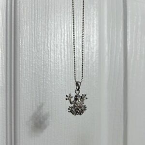 bedazzle frog necklace